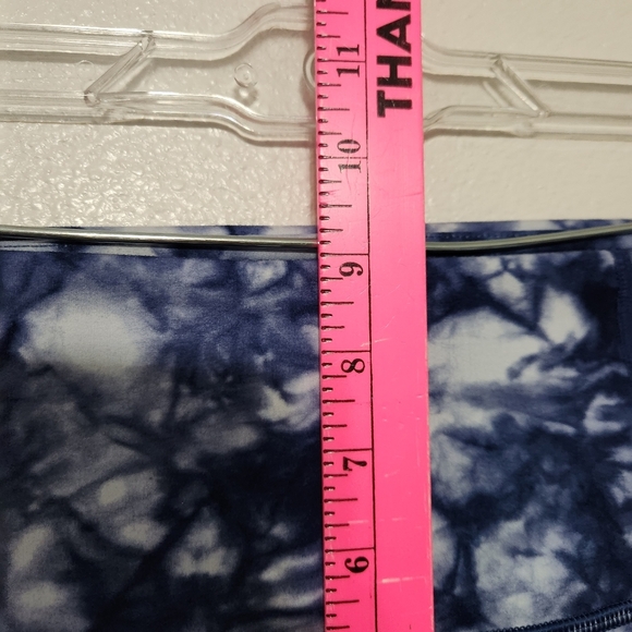 Athleta Tie Dye Salutation Leggings - Picture 6 of 12